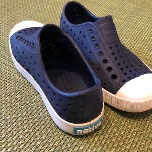 Navy native Jefferson slip on
